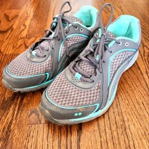 ryka Athletic Sneakes W 8.5